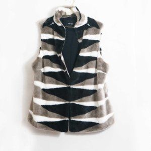 Nic+Zoe Faux Fur Vest M